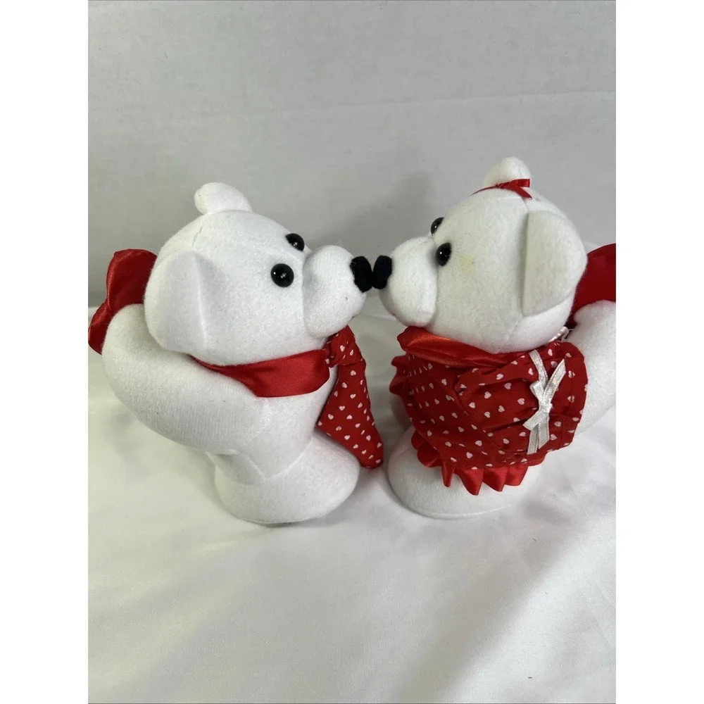 Vinatge Avon‎ Plush Valentine's Day Kissing Polar Bears 6-1/2